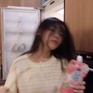 Meet your Posher, Lynn